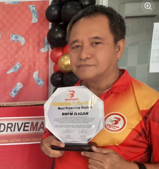 Richel V. Umel